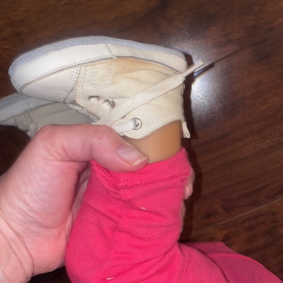 Doll - Picture 5 of 8